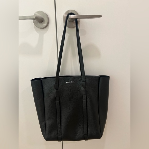 Balenciaga Handbags - Balenciaga Everyday black totes
